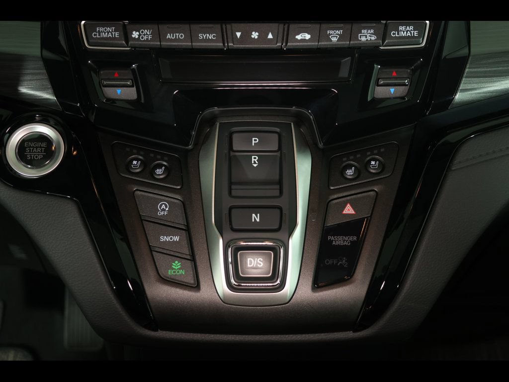 Used 2024 Honda Odyssey Elite image 32