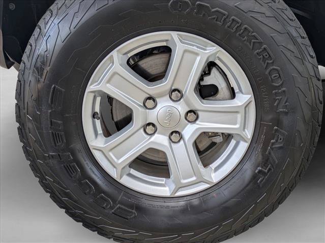 Used 2019 Jeep Wrangler Unlimited Sport S AWD/4WD image 23