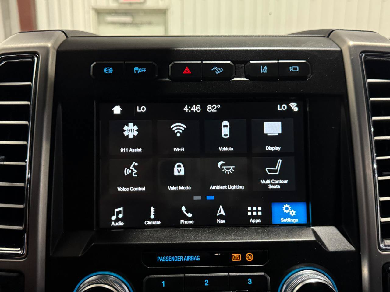 Used 2018 Ford F350 Platinum w/ Platinum Ultimate Package AWD/4WD image 45