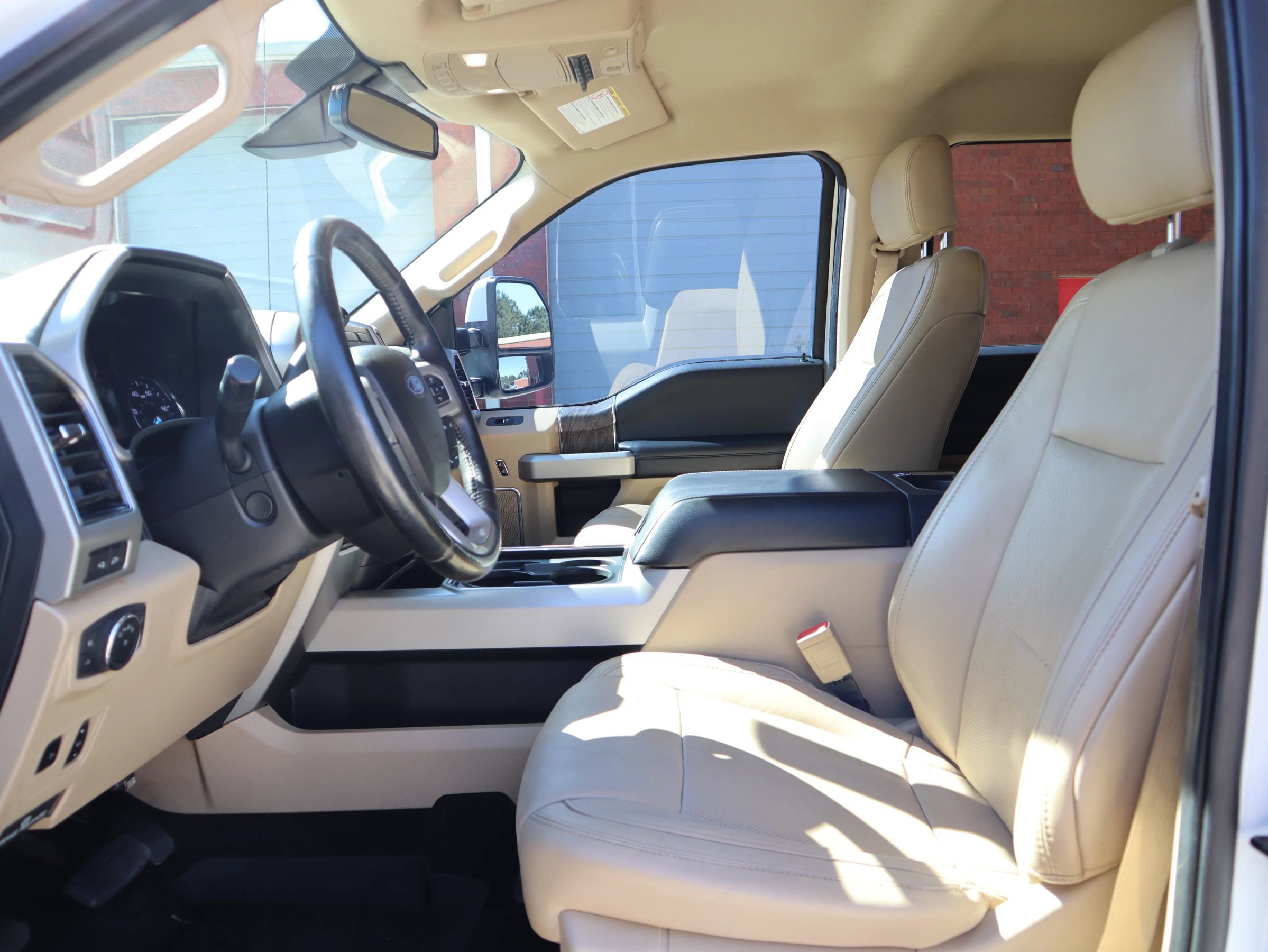 Used 2019 Ford F350 Lariat w/ Lariat Ultimate Package image 12