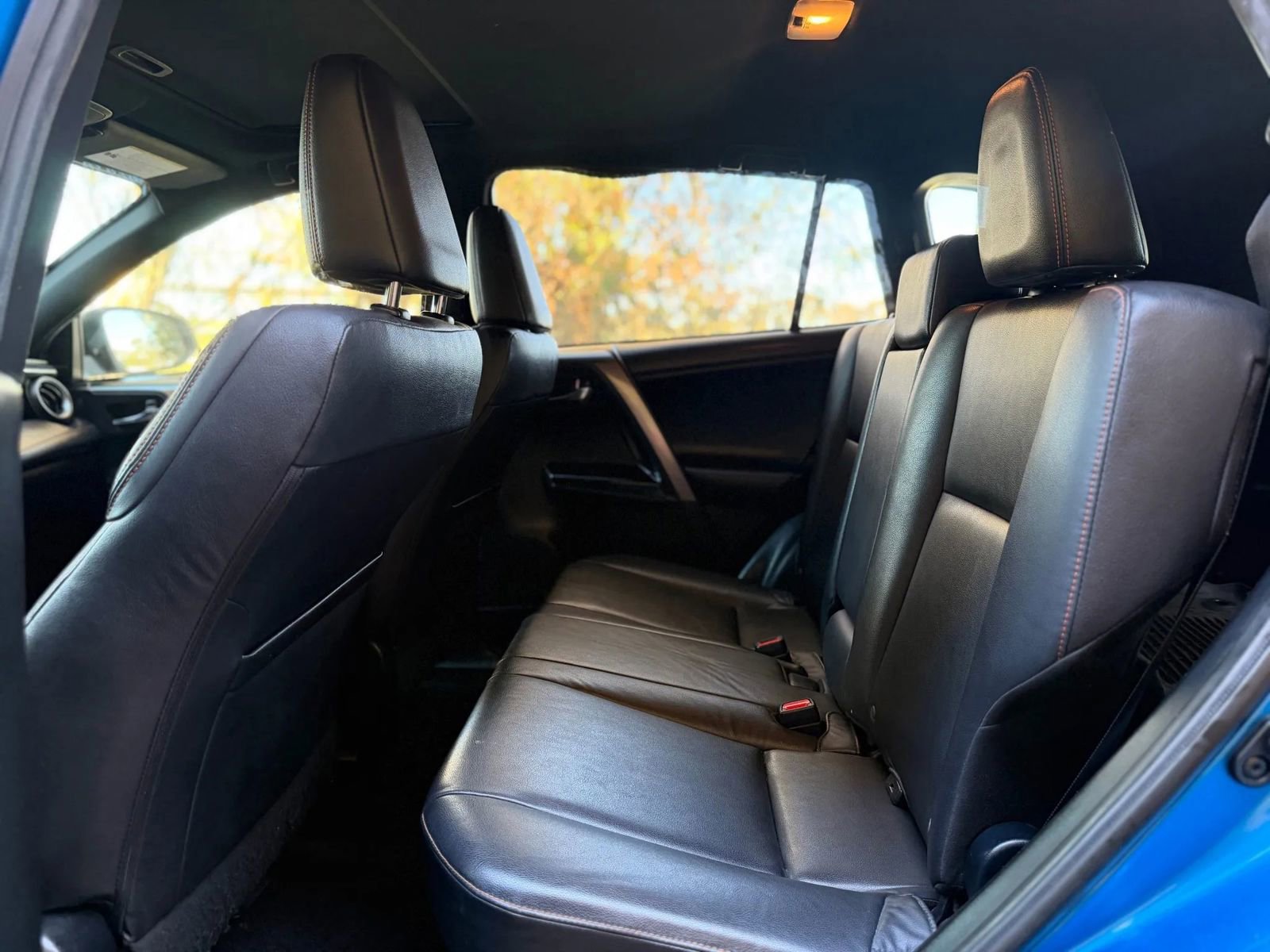 Used 2016 Toyota RAV4 SE FWD image 26