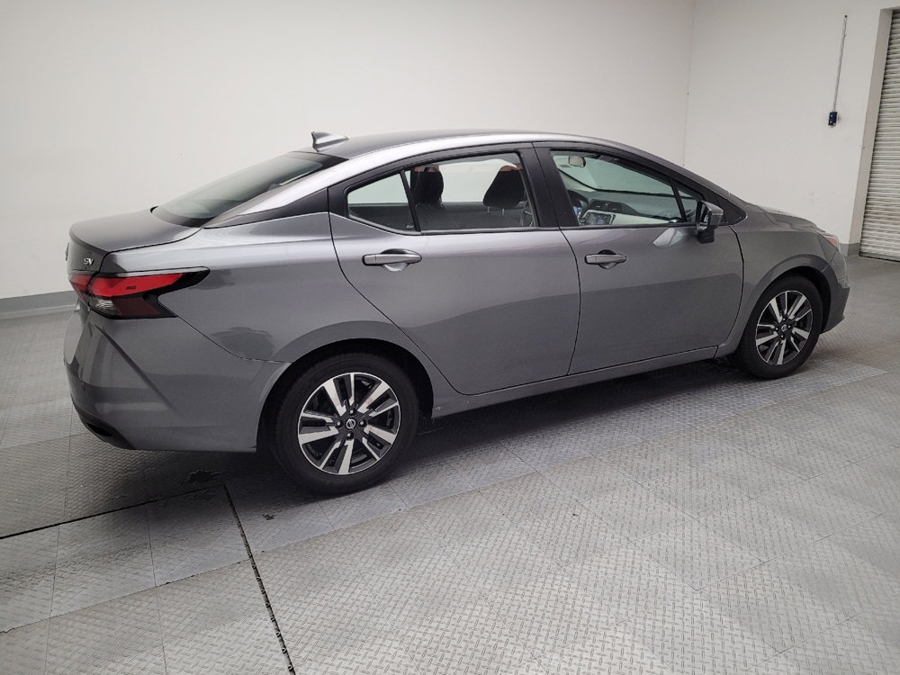 Used 2021 Nissan Versa SV FWD image 10