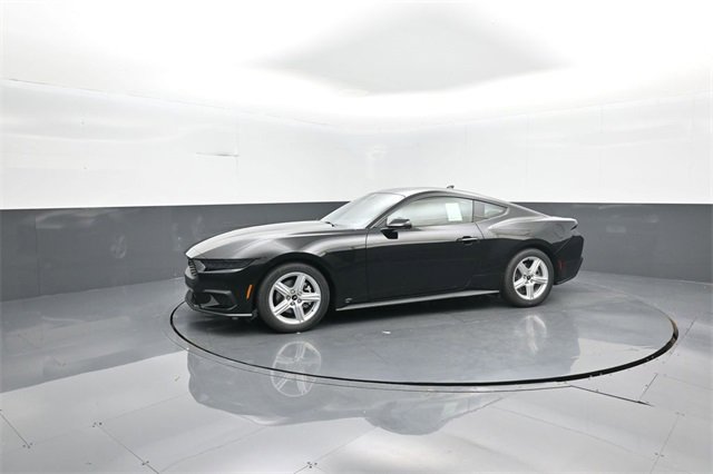 New 2026 Ford Mustang Coupe image 4