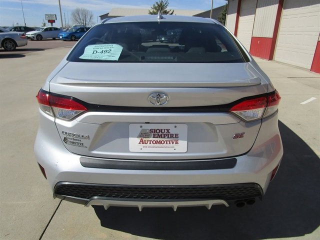 Used 2022 Toyota Corolla SE FWD image 8