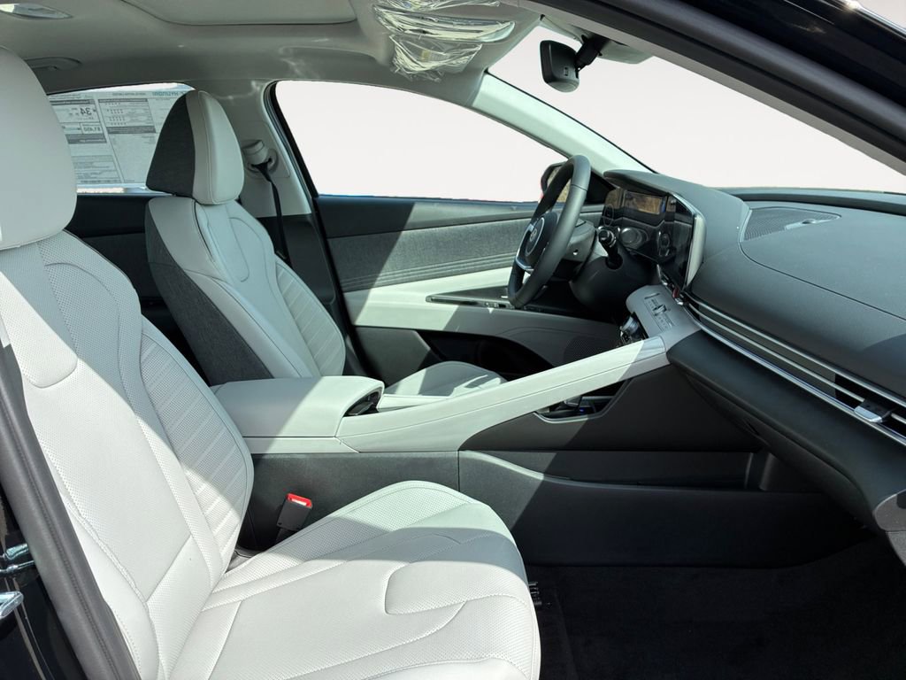 New 2026 Hyundai Elantra Limited image 15