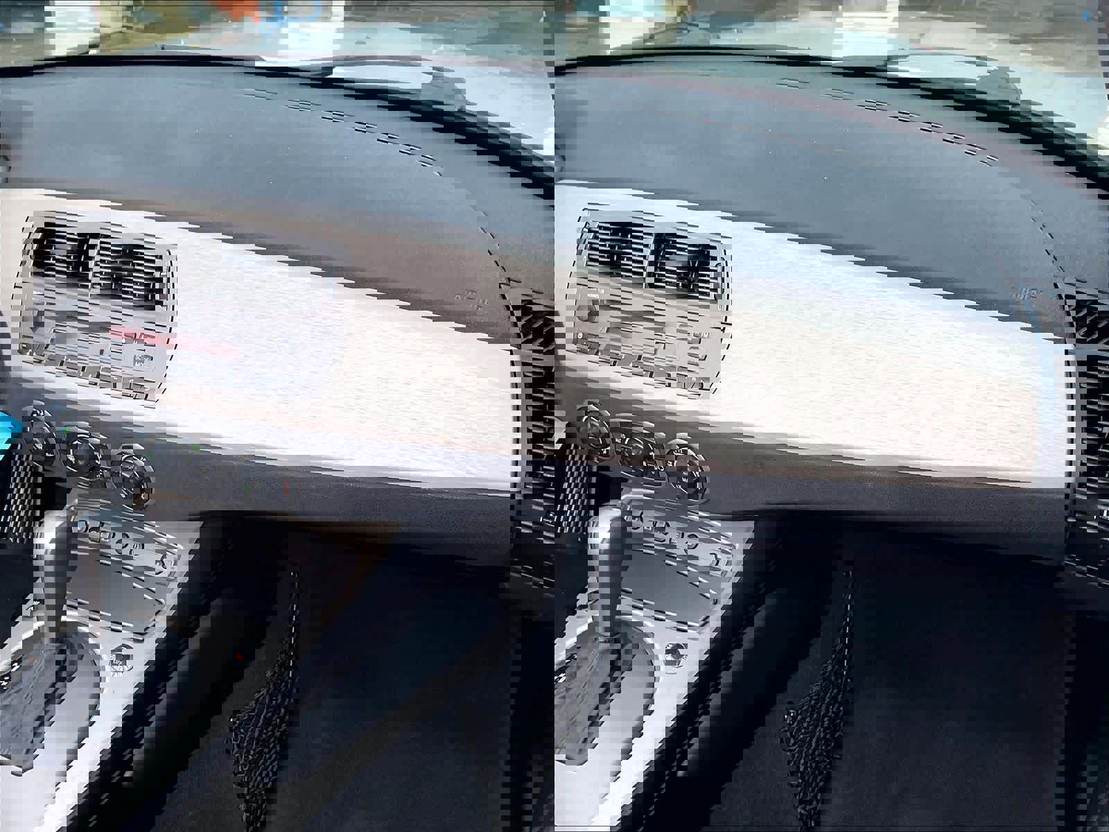 Used 2004 BMW Z4 3.0i image 18