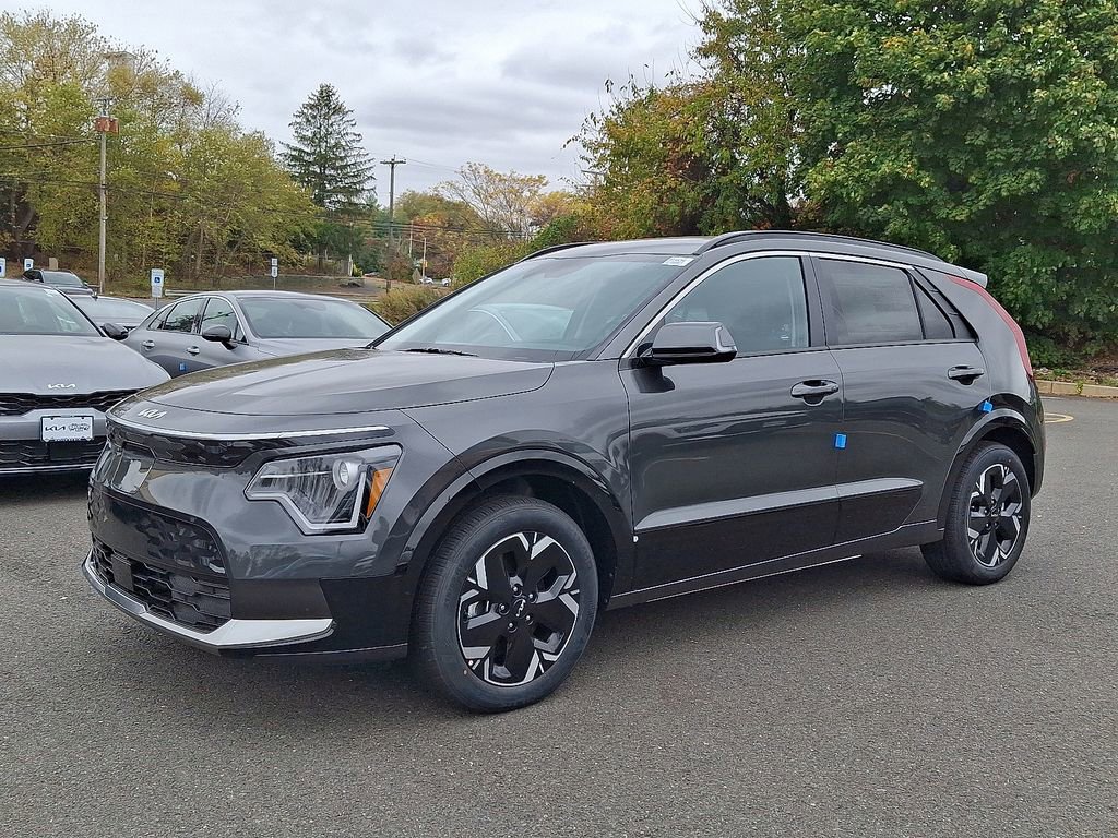 New 2025 Kia Niro Wind w/ Wind Preserve Package image 2