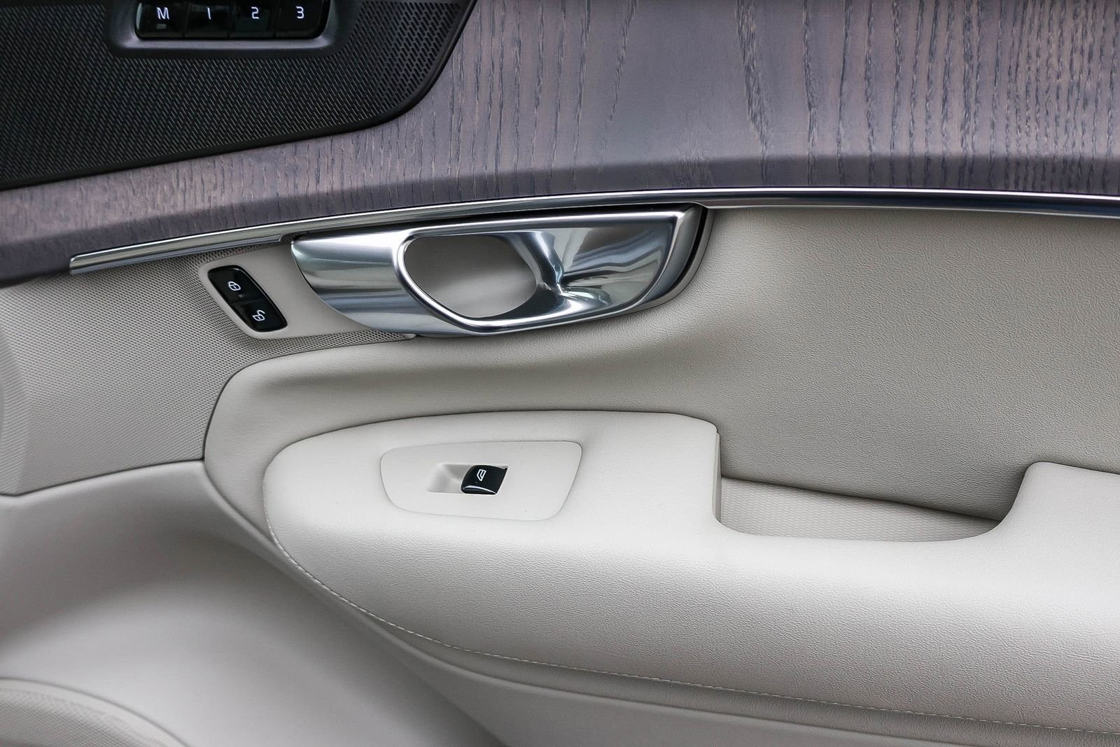 New 2026 Volvo XC90 T8 Ultra w/ Protection Package Premier image 20