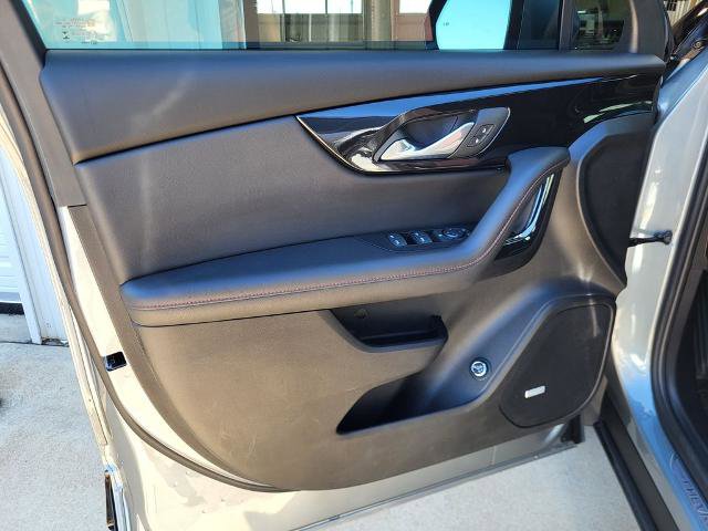 Used 2025 Chevrolet Blazer RS FWD image 14