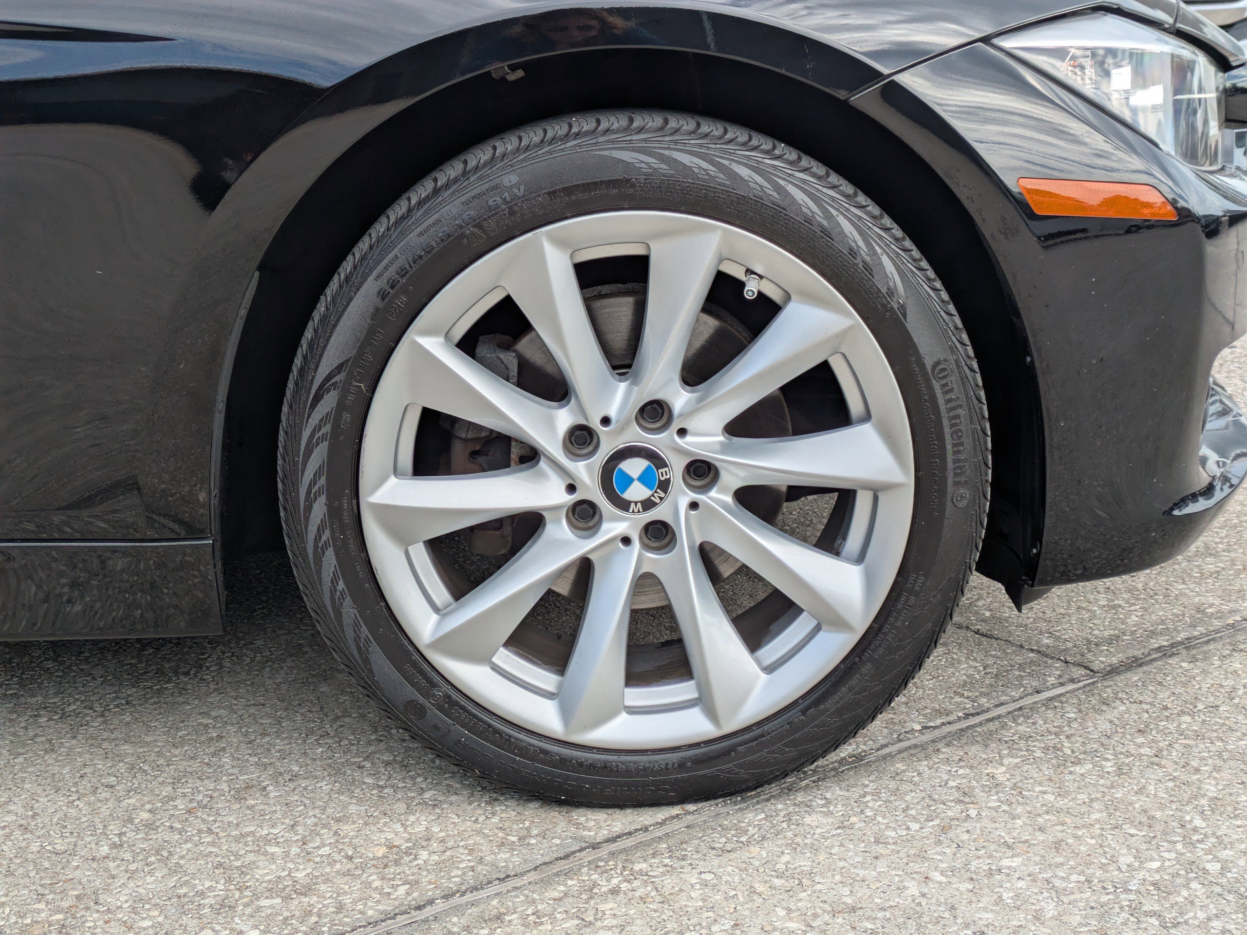 Used 2015 BMW 320i xDrive Sedan image 12