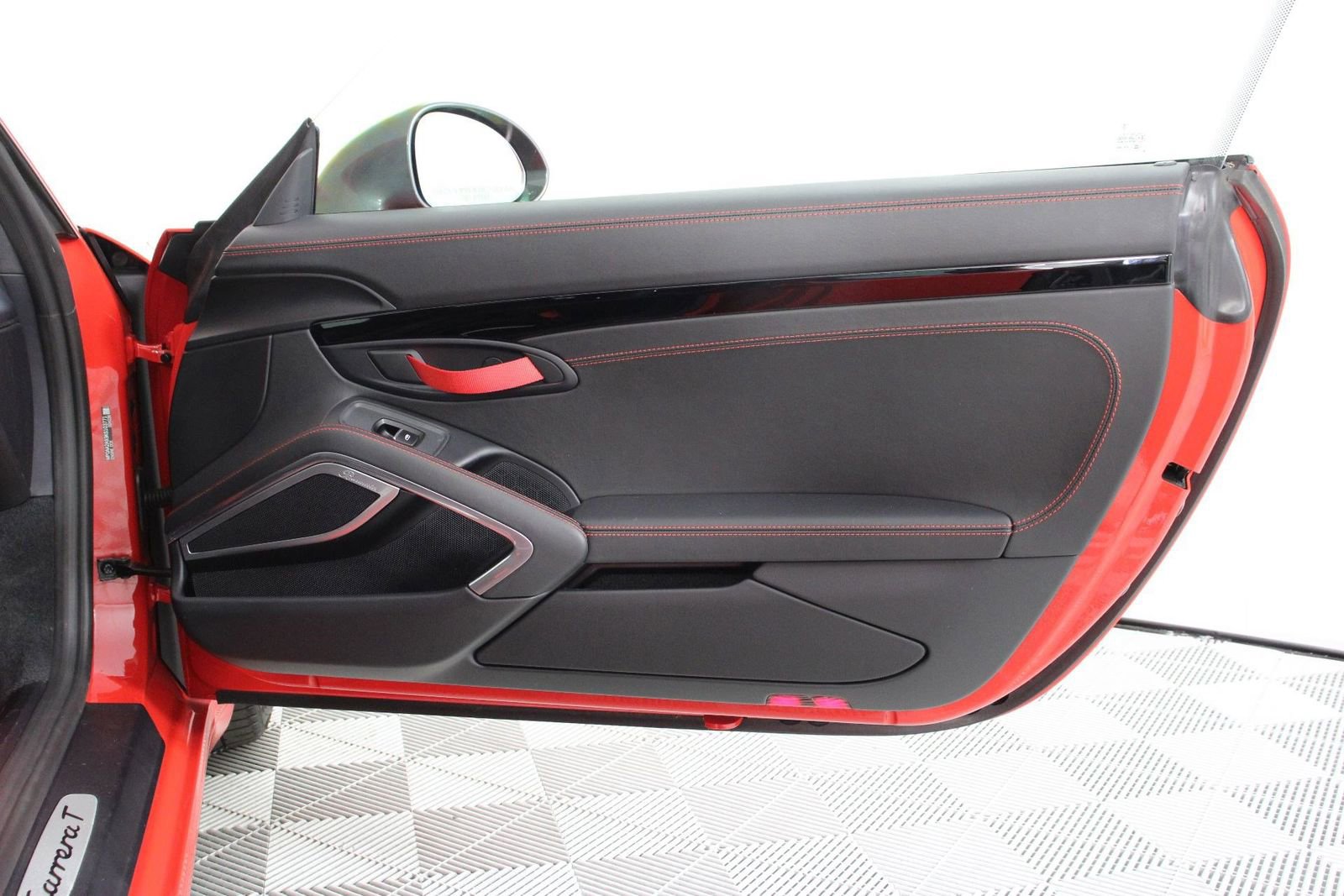 Certified 2019 Porsche 911 Carrera T RWD image 41