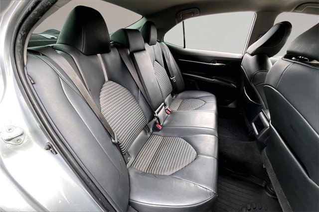 Used 2021 Toyota Camry SE image 20