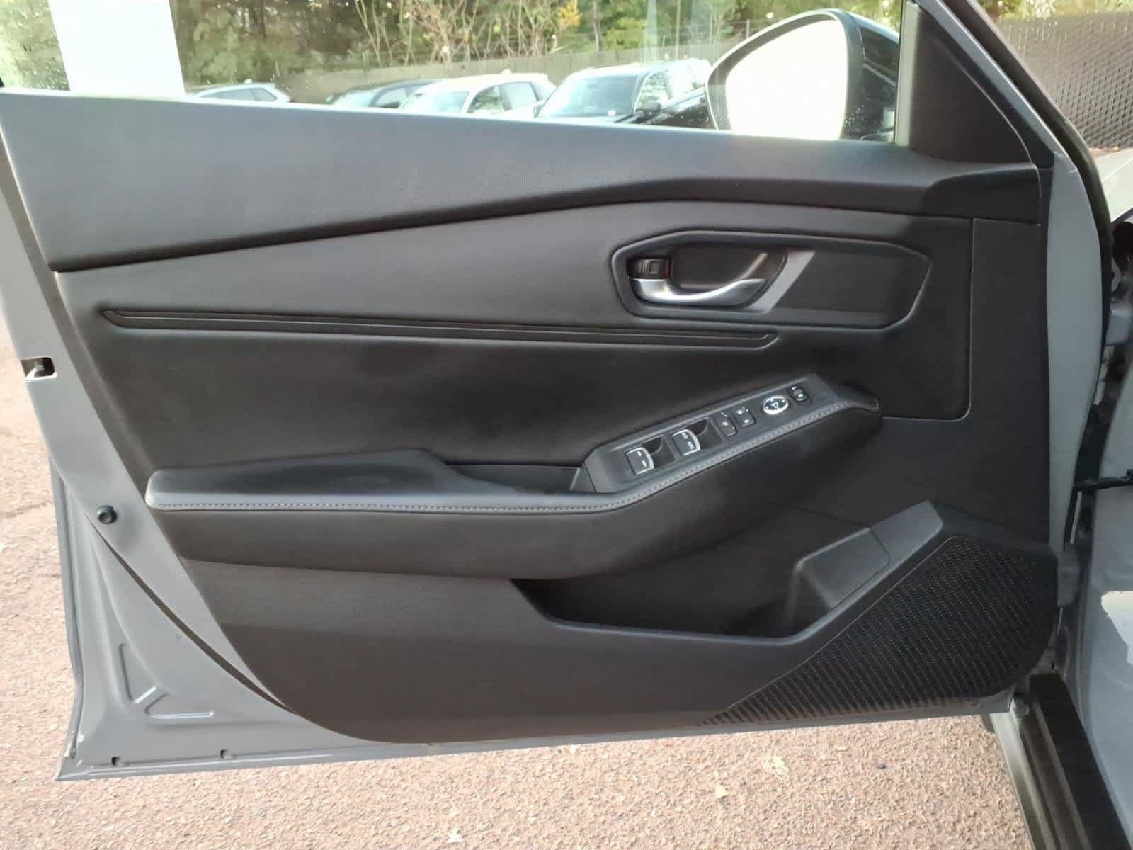 Used 2024 Honda Accord Sport image 12