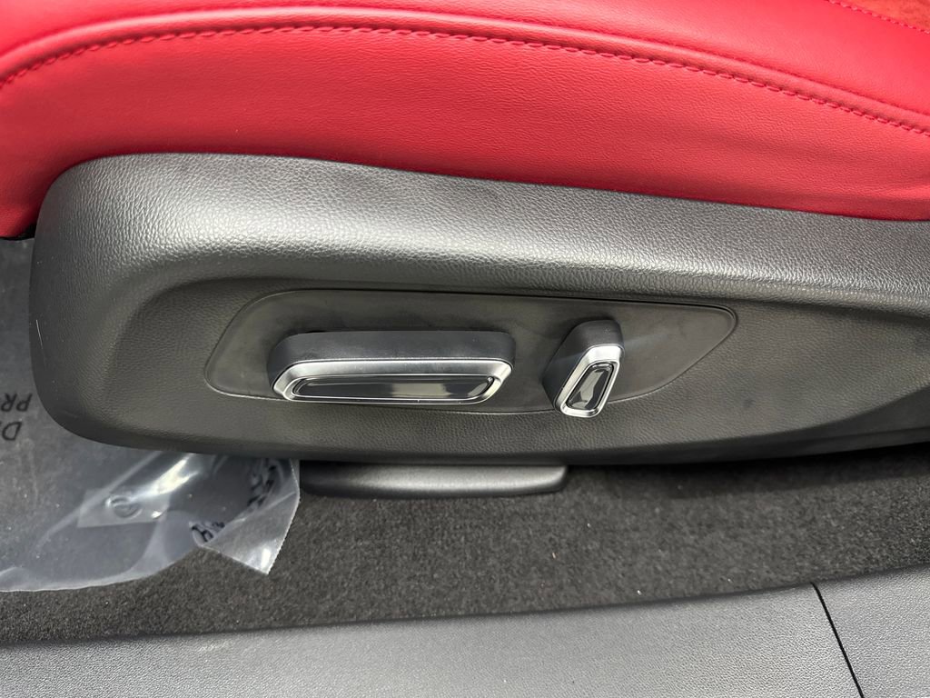 Used 2025 Acura ADX A-Spec image 32