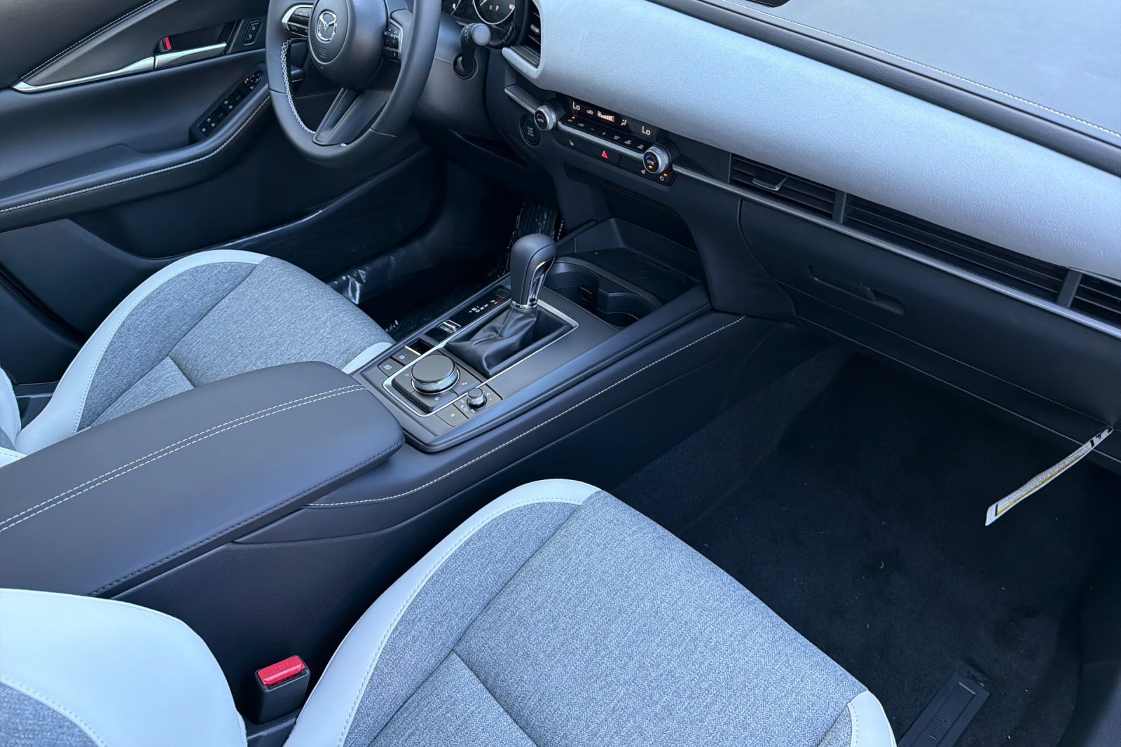 New 2026 MAZDA CX-30 Aire Edition AWD/4WD image 18