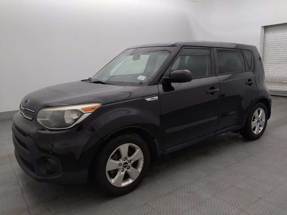 Used 2019 Kia Soul FWD image 2