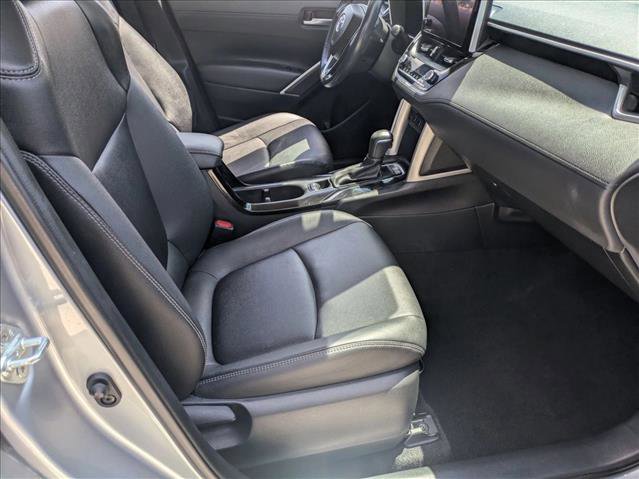 Certified 2023 Toyota Corolla Cross XLE w/ Convenience Package image 19