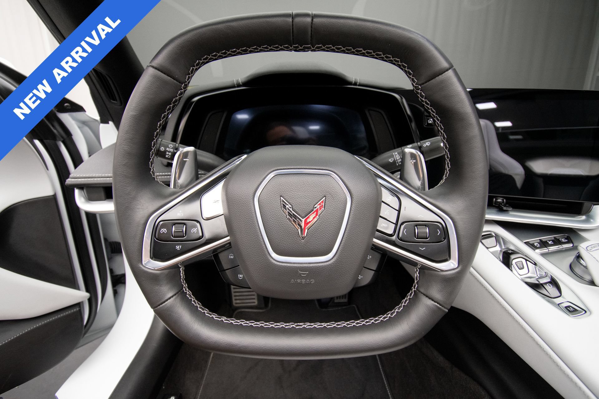 Used 2023 Chevrolet Corvette Stingray Preferred Conv w/ Z51 Performance Package RWD image 23
