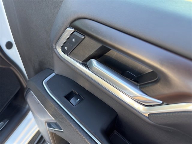 Used 2024 GMC Sierra 2500 Denali w/ Denali Reserve Package image 16