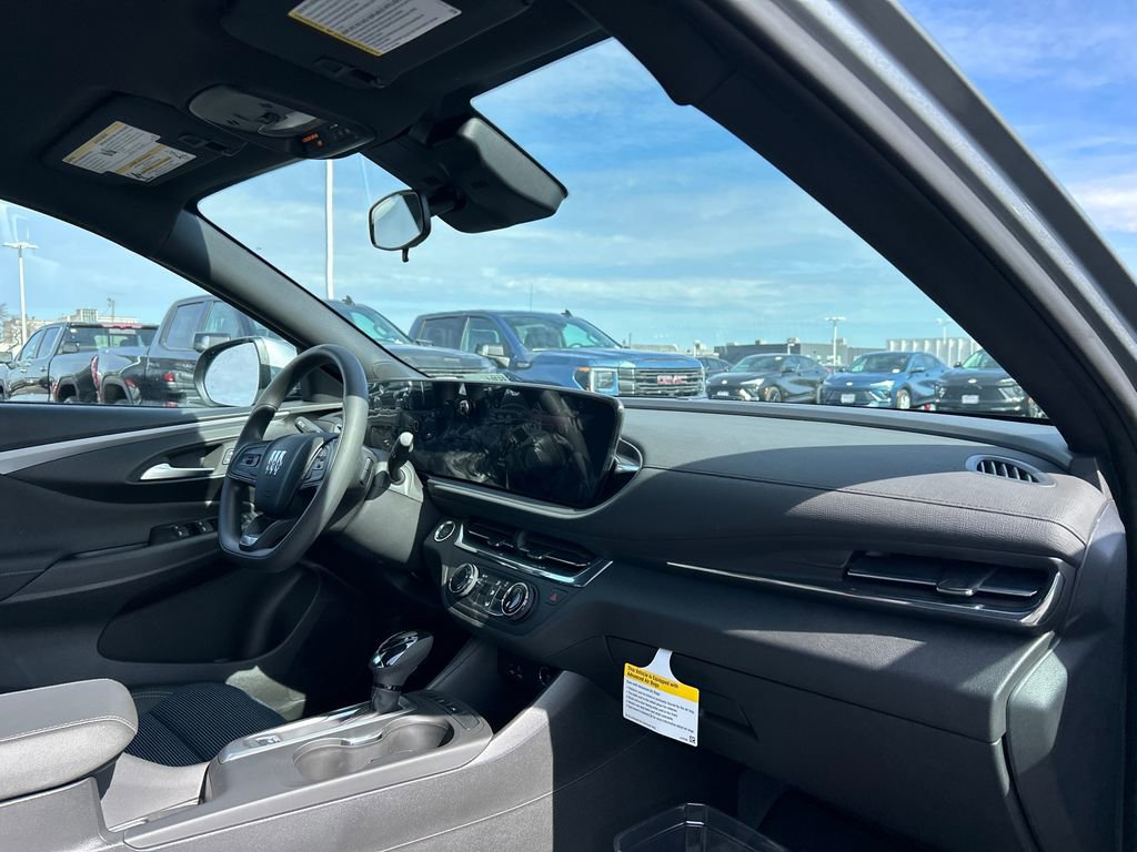 New 2026 Buick Envista Preferred FWD image 37