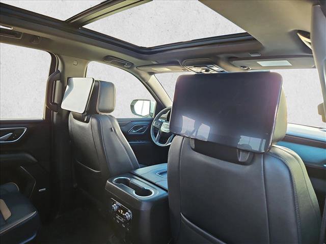 Used 2024 GMC Yukon XL AT4 w/ Technology Package image 25