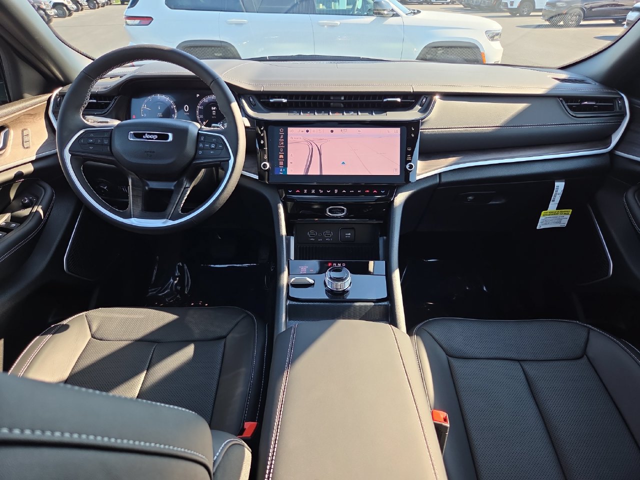 New 2027 Jeep Grand Cherokee Limited AWD/4WD image 21