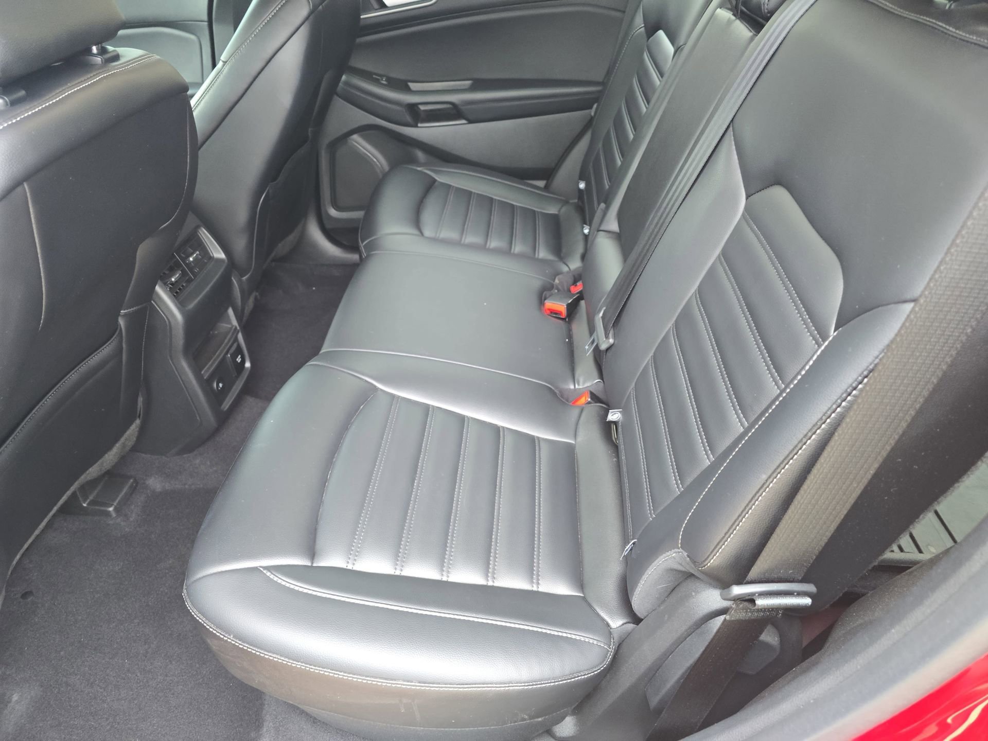 Used 2024 Ford Edge SEL w/ Convenience Package AWD/4WD image 14