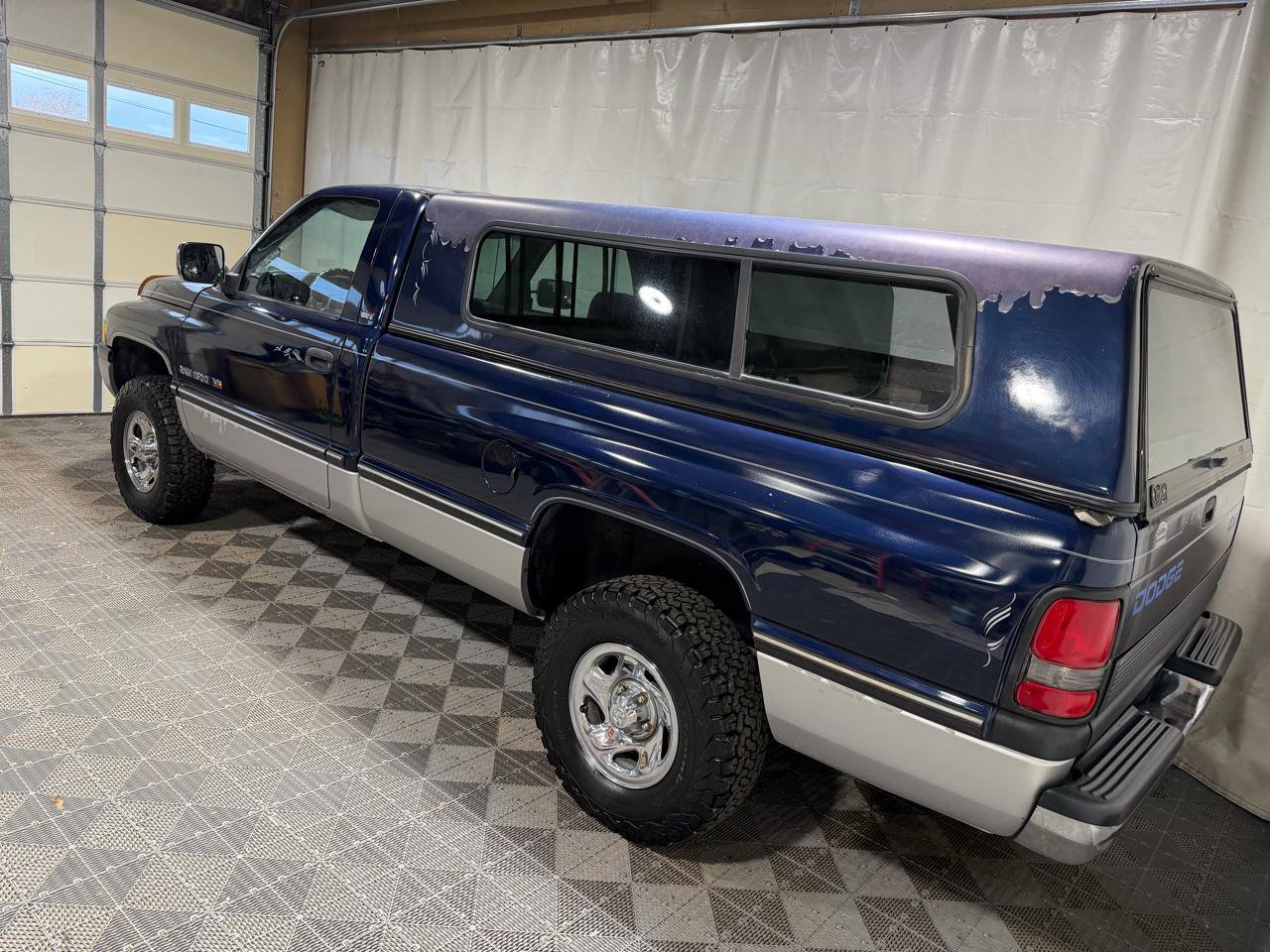 Used 1994 Dodge Ram 1500 Truck 4x4 Regular Cab image 4