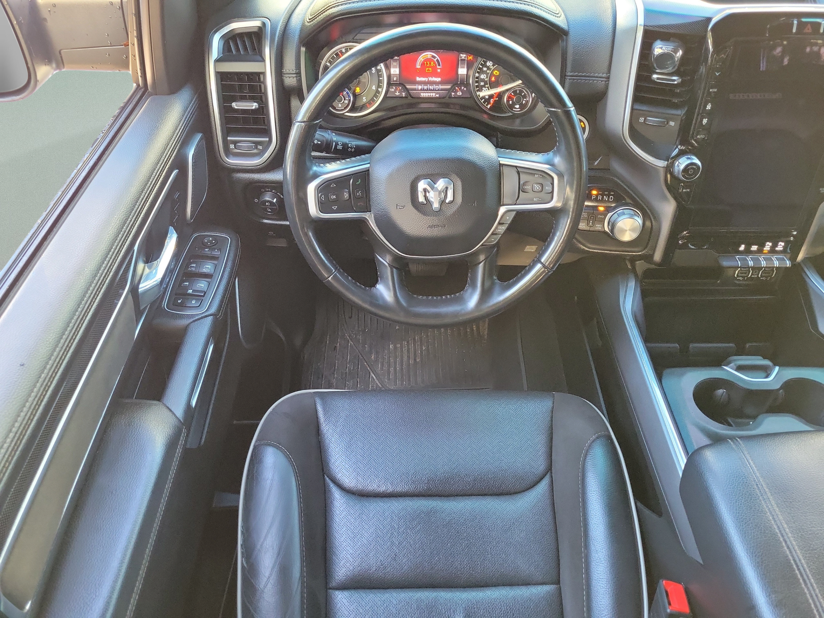 Certified 2022 RAM 1500 Laramie AWD/4WD image 8