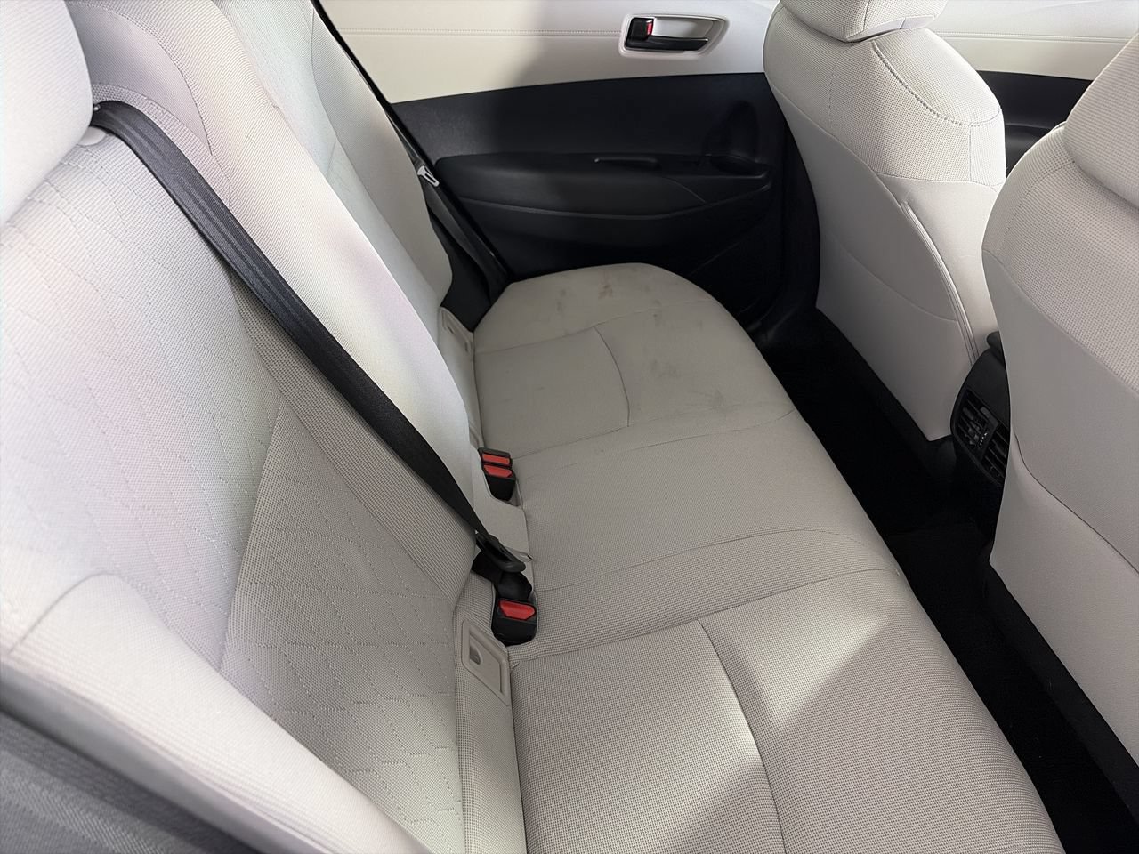 Used 2024 Toyota Corolla Cross L AWD/4WD image 23
