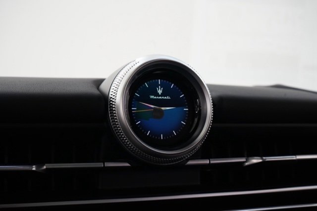 New 2025 Maserati Grecale Modena image 21
