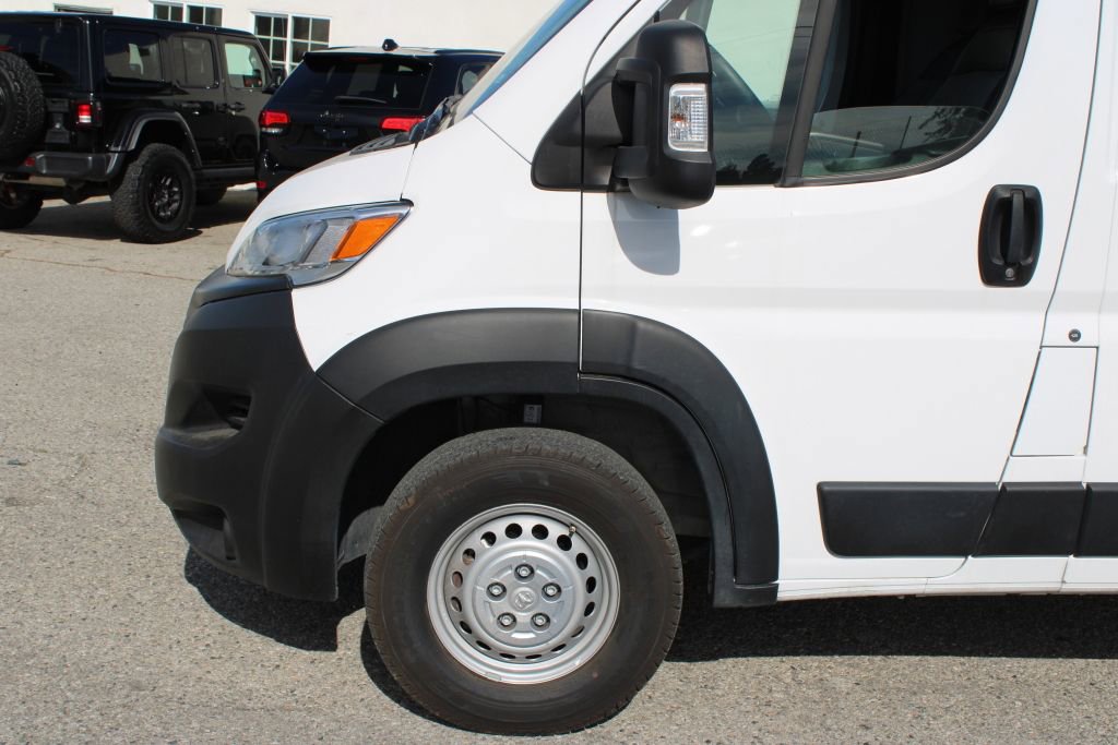 Used 2025 RAM ProMaster 2500 w/ Convenience Group FWD image 7