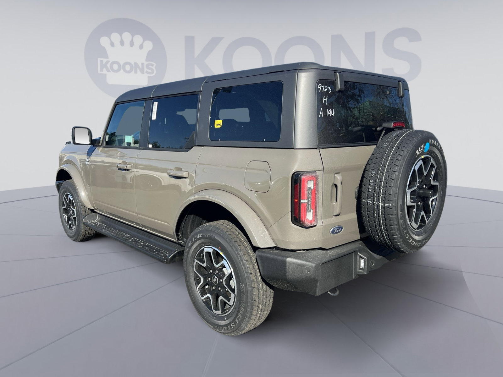 New 2025 Ford Bronco Outer Banks AWD/4WD image 4