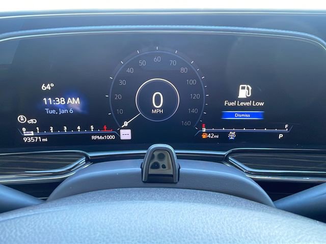 Used 2022 Cadillac Escalade ESV Premium Luxury w/ Performance Package AWD/4WD image 24
