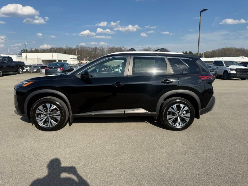 Used 2022 Nissan Rogue SV w/ SV Premium Package image 9