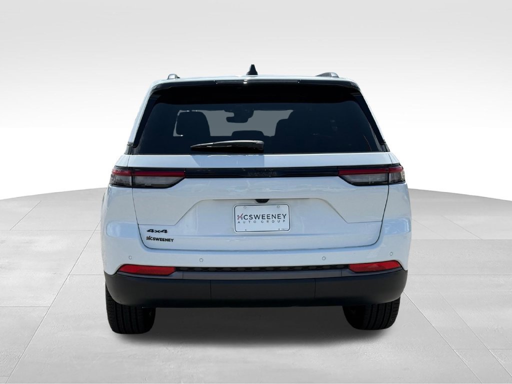 New 2026 Jeep Grand Cherokee Limited w/ Limited Altitude Package AWD/4WD image 28