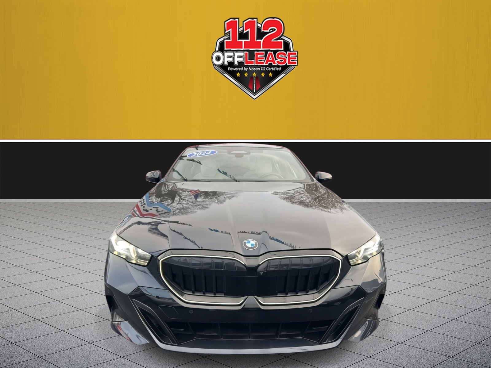 Used 2024 BMW 540i xDrive w/ Premium Package image 2