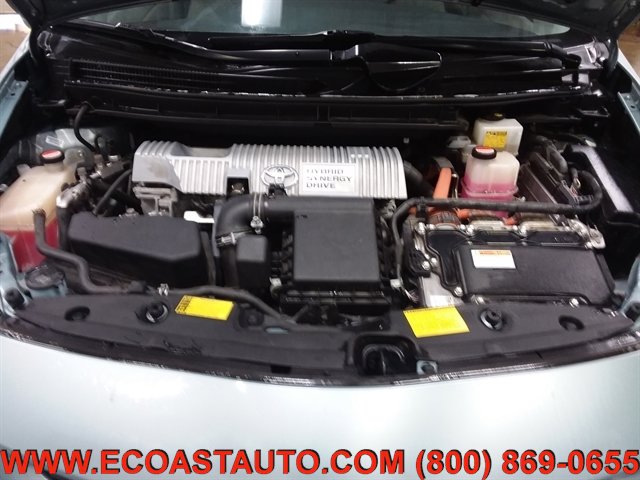 Used 2014 Toyota Prius Two FWD image 9