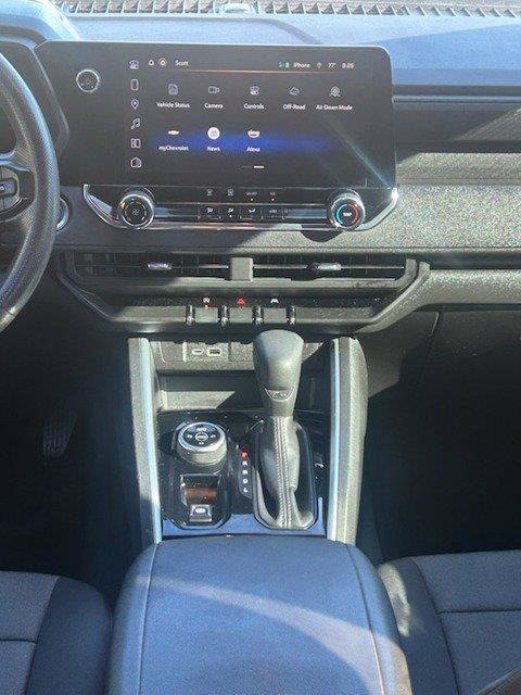 Used 2023 Chevrolet Colorado Trail Boss w/ Technology Package AWD/4WD image 6