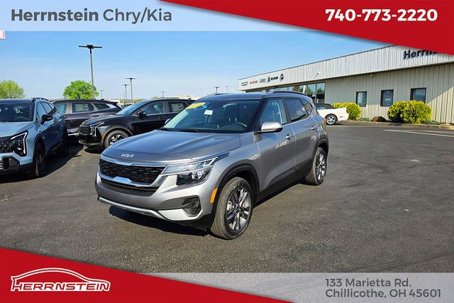 Used 2023 Kia Seltos S AWD/4WD image 3