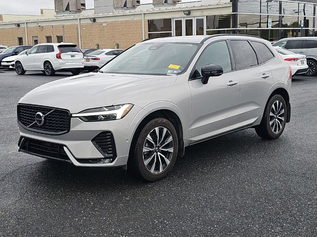 Used 2023 Volvo XC60 B5 Plus w/ Climate Package AWD/4WD image 16