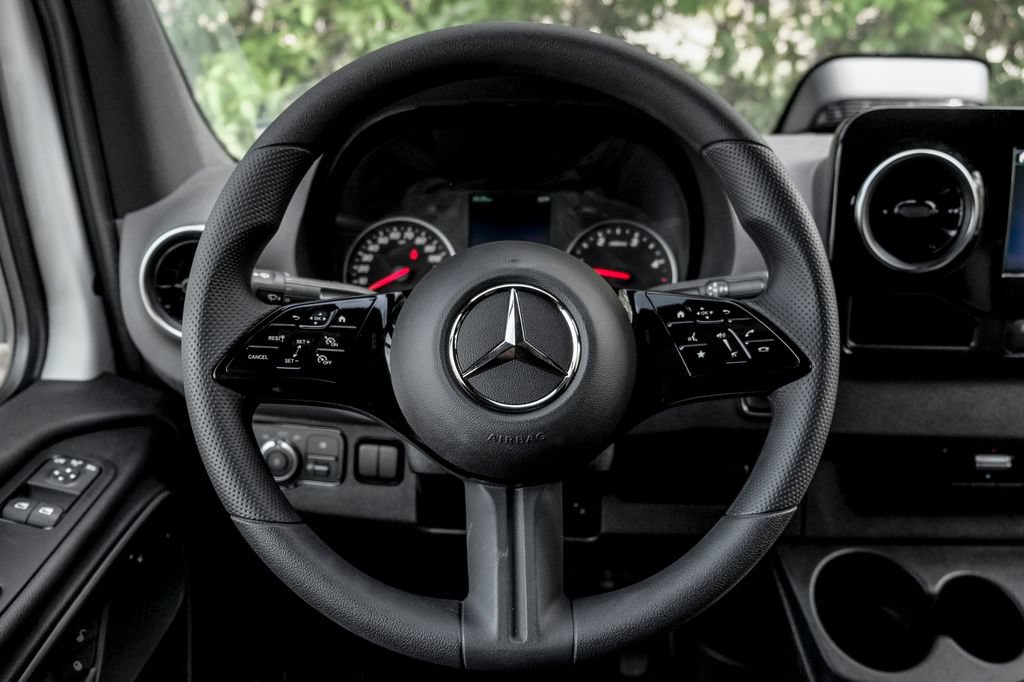 New 2026 Mercedes-Benz Sprinter 2500 image 15