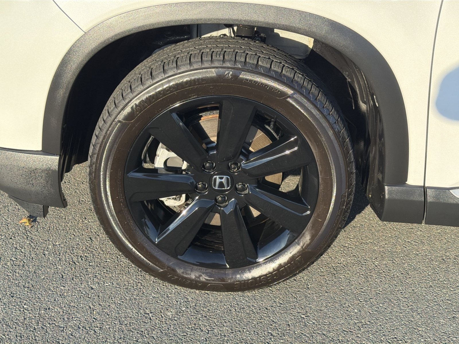 Used 2025 Honda Pilot EX-L image 12
