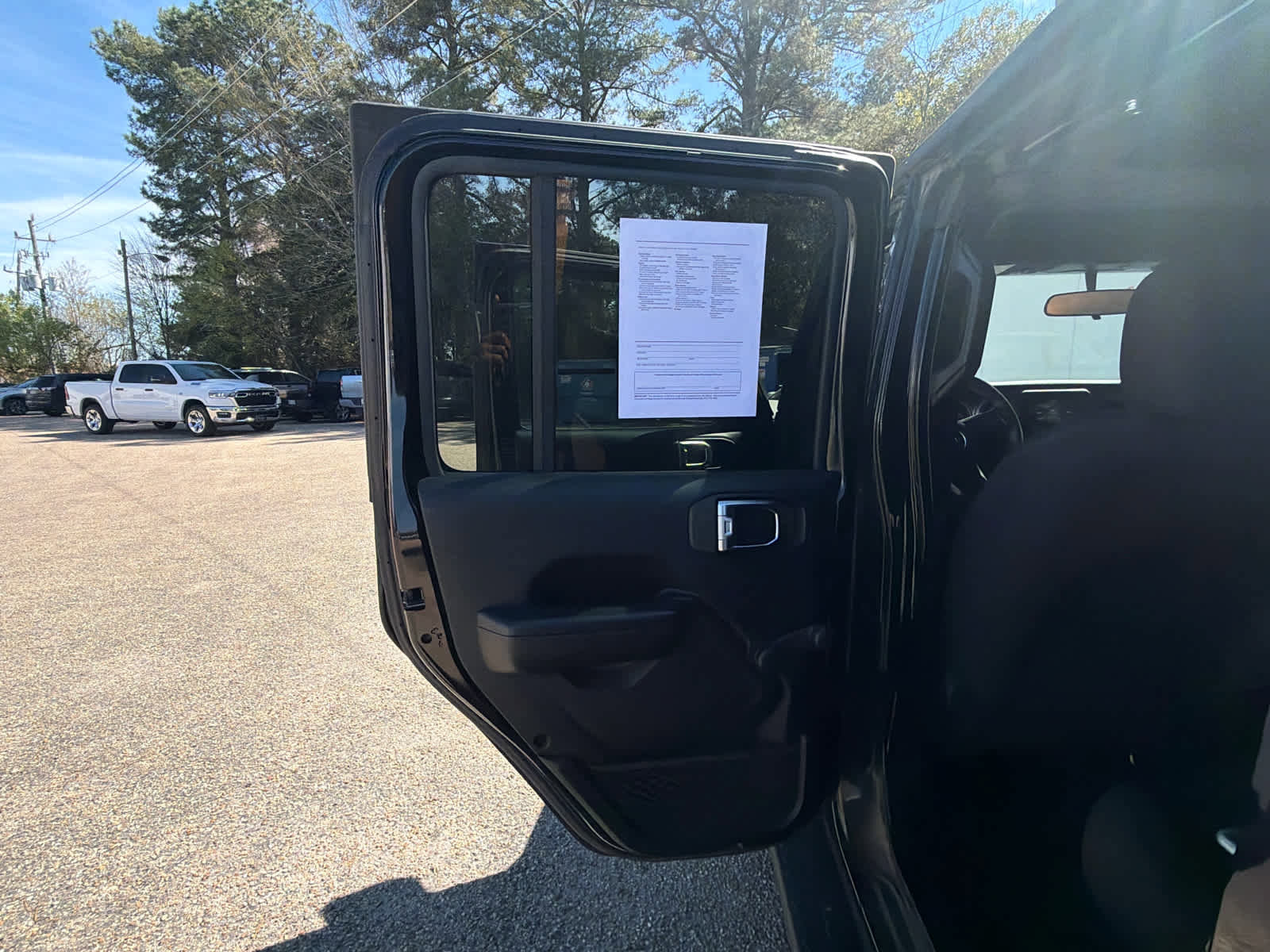 Used 2018 Jeep Wrangler Unlimited Sport image 26