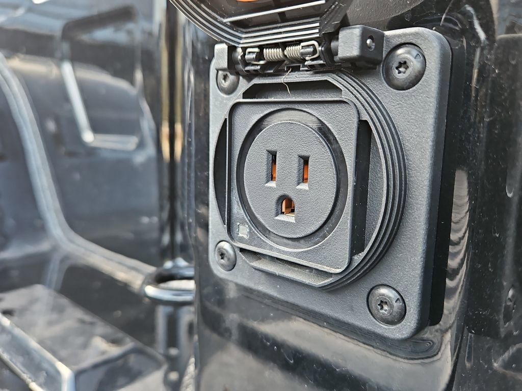 Used 2023 GMC Sierra 1500 SLT w/ SLT Premium Package image 13