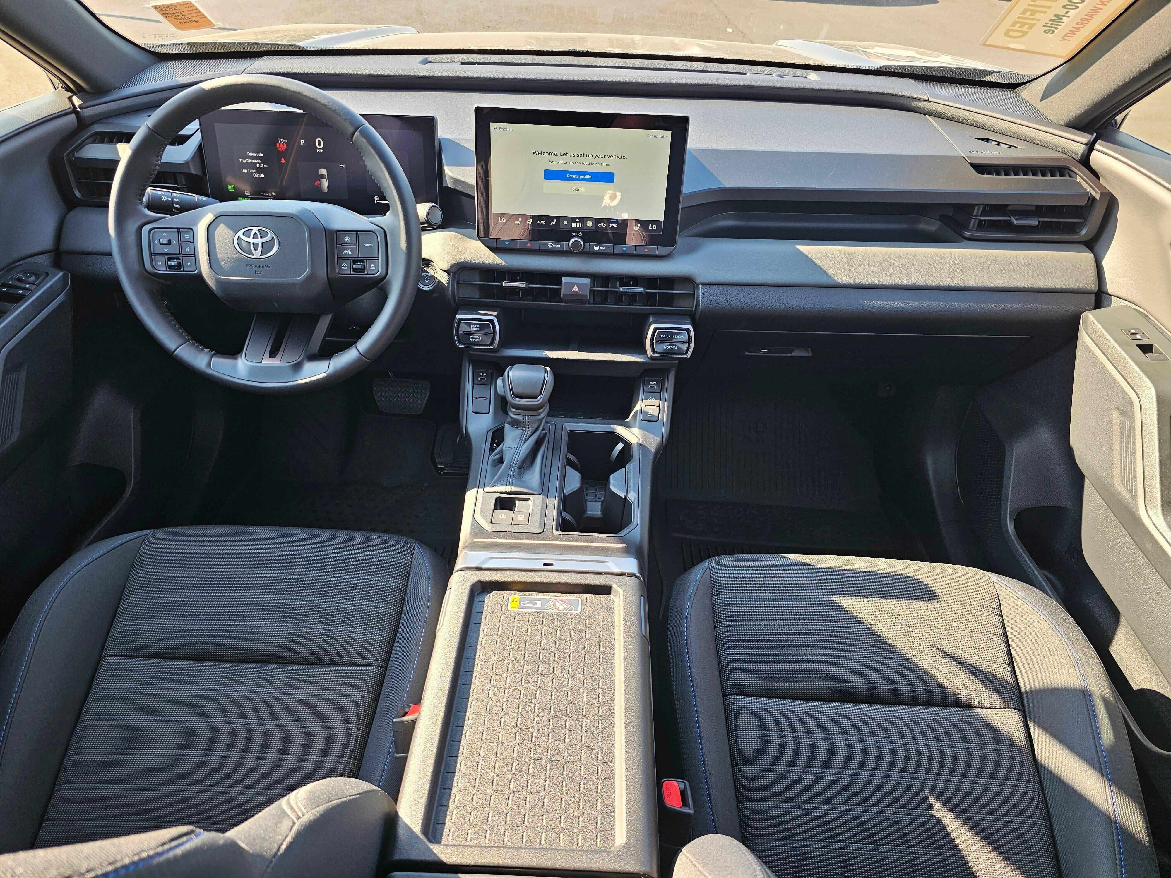 Used 2026 Toyota RAV4 SE w/ Convenience Package AWD/4WD image 15