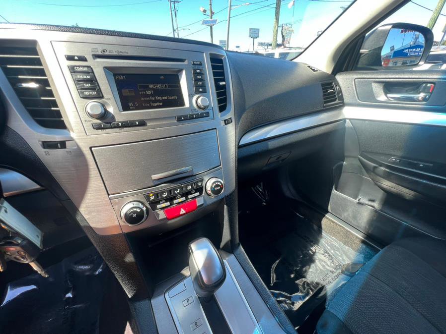 Used 2014 Subaru Legacy 2.5i Premium image 13