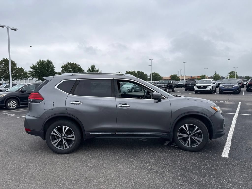 Used 2017 Nissan Rogue SL AWD/4WD image 13