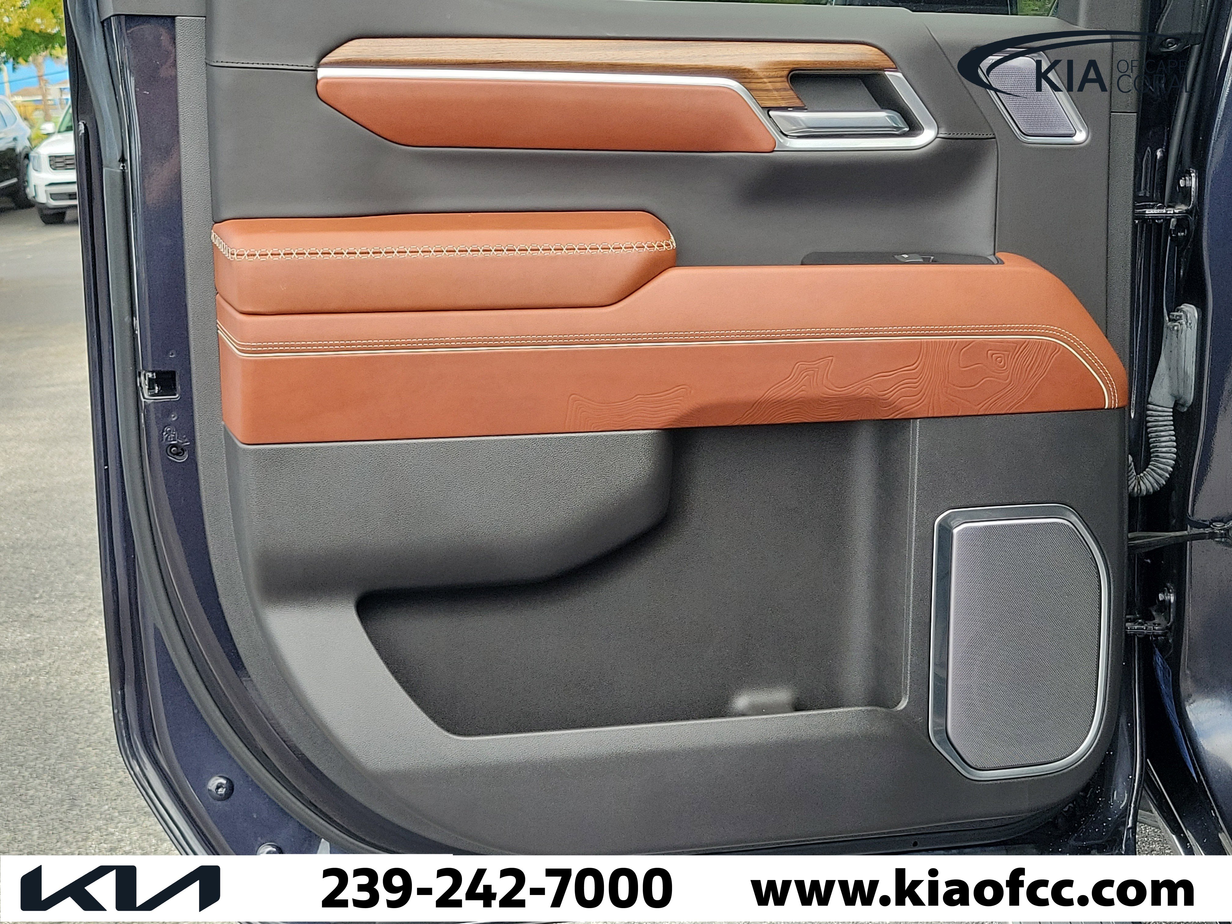 Used 2022 GMC Sierra 1500 Denali Ultimate AWD/4WD image 14