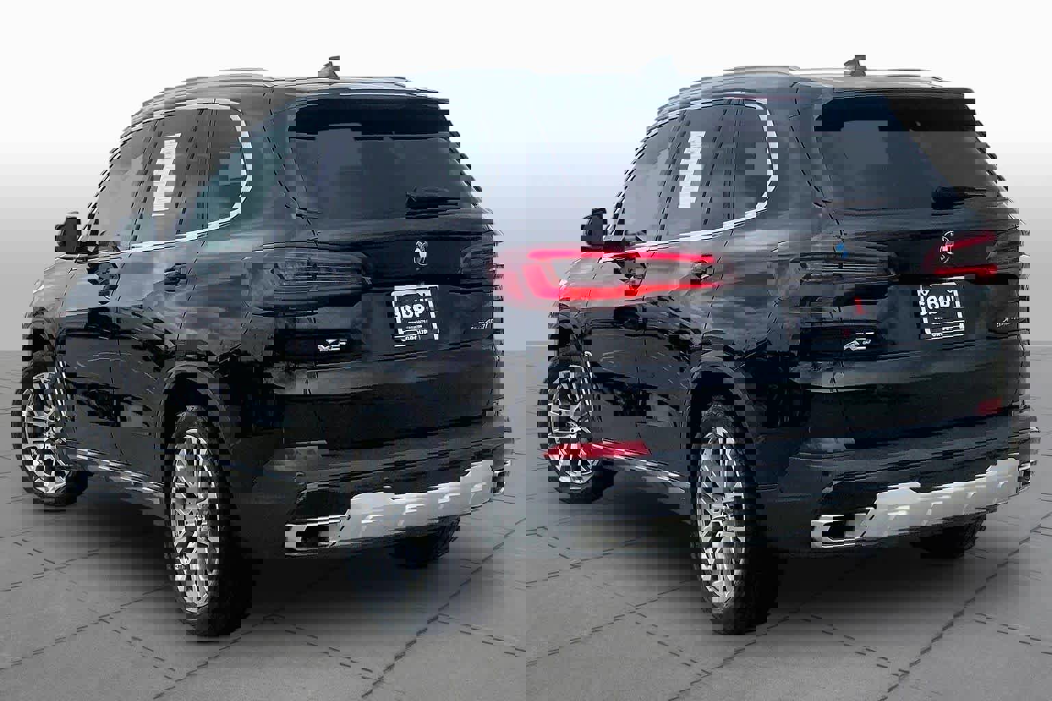 Certified 2023 BMW X5 xDrive40i w/ Premium Package image 11